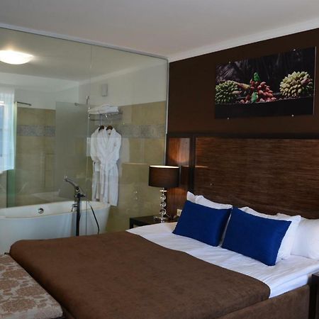 Hotel Kharkov Экстерьер фото