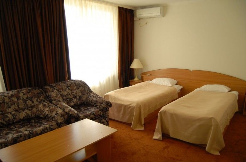 Hotel Kharkov Экстерьер фото