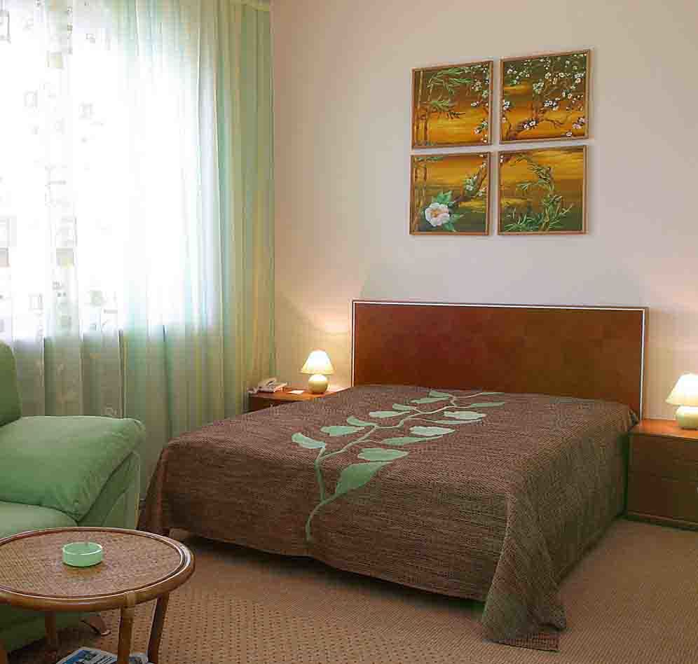 Hotel Kharkov Экстерьер фото