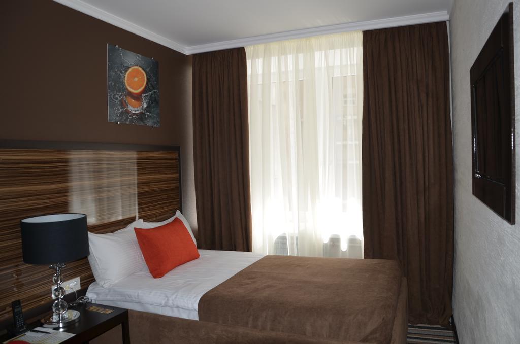 Hotel Kharkov Экстерьер фото