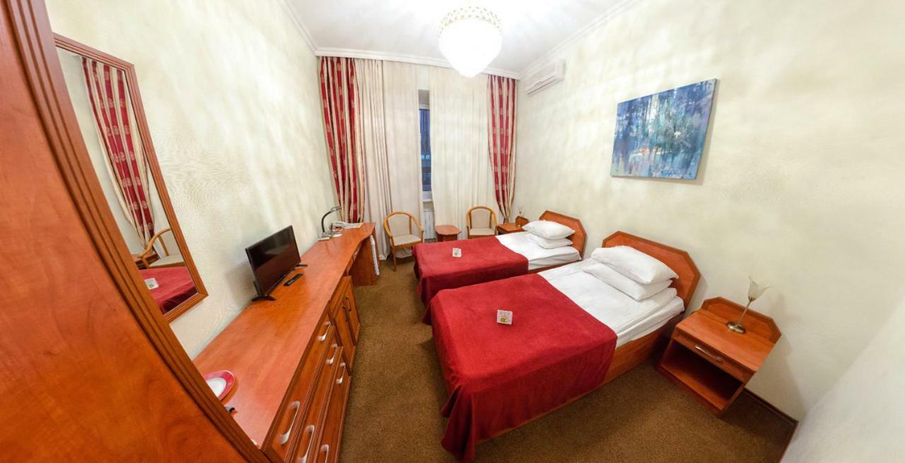 Hotel Kharkov Экстерьер фото