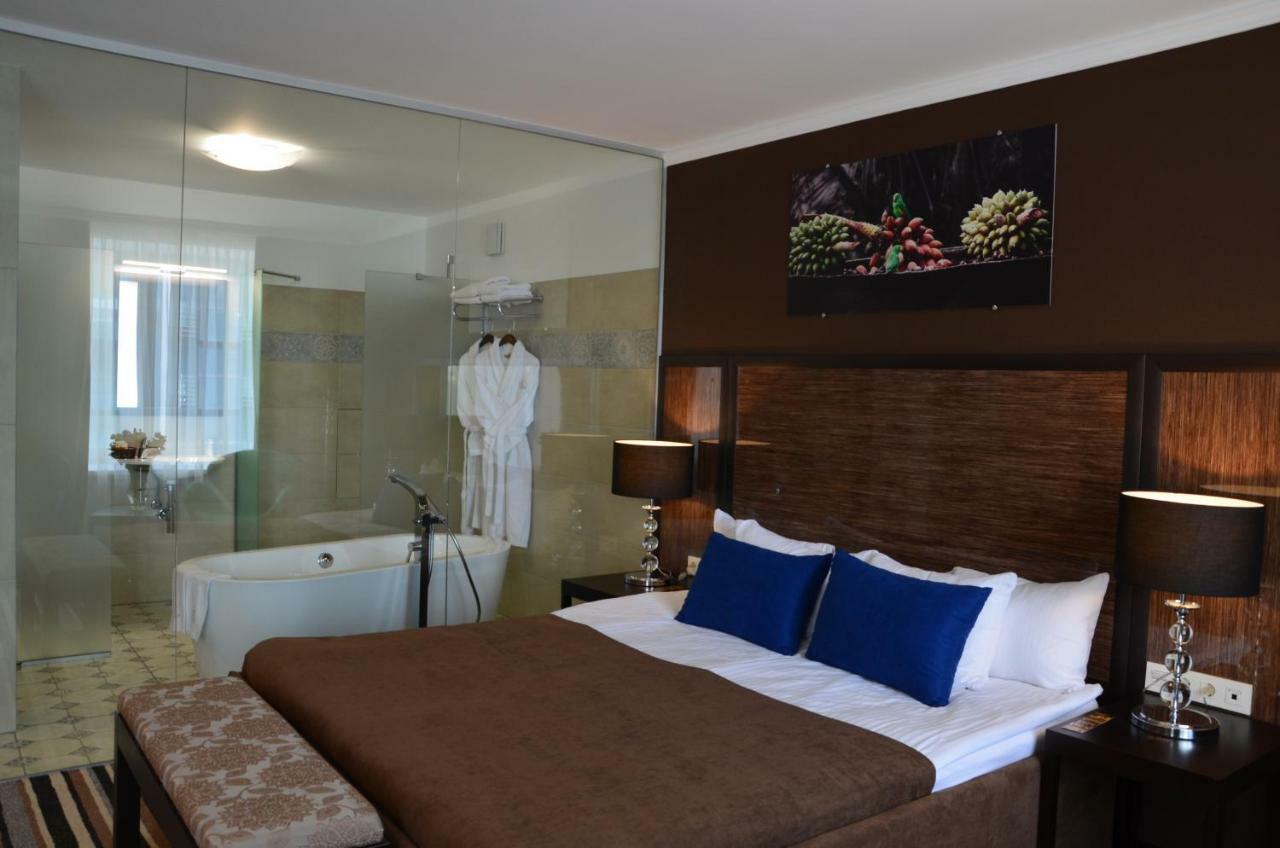 Hotel Kharkov Экстерьер фото